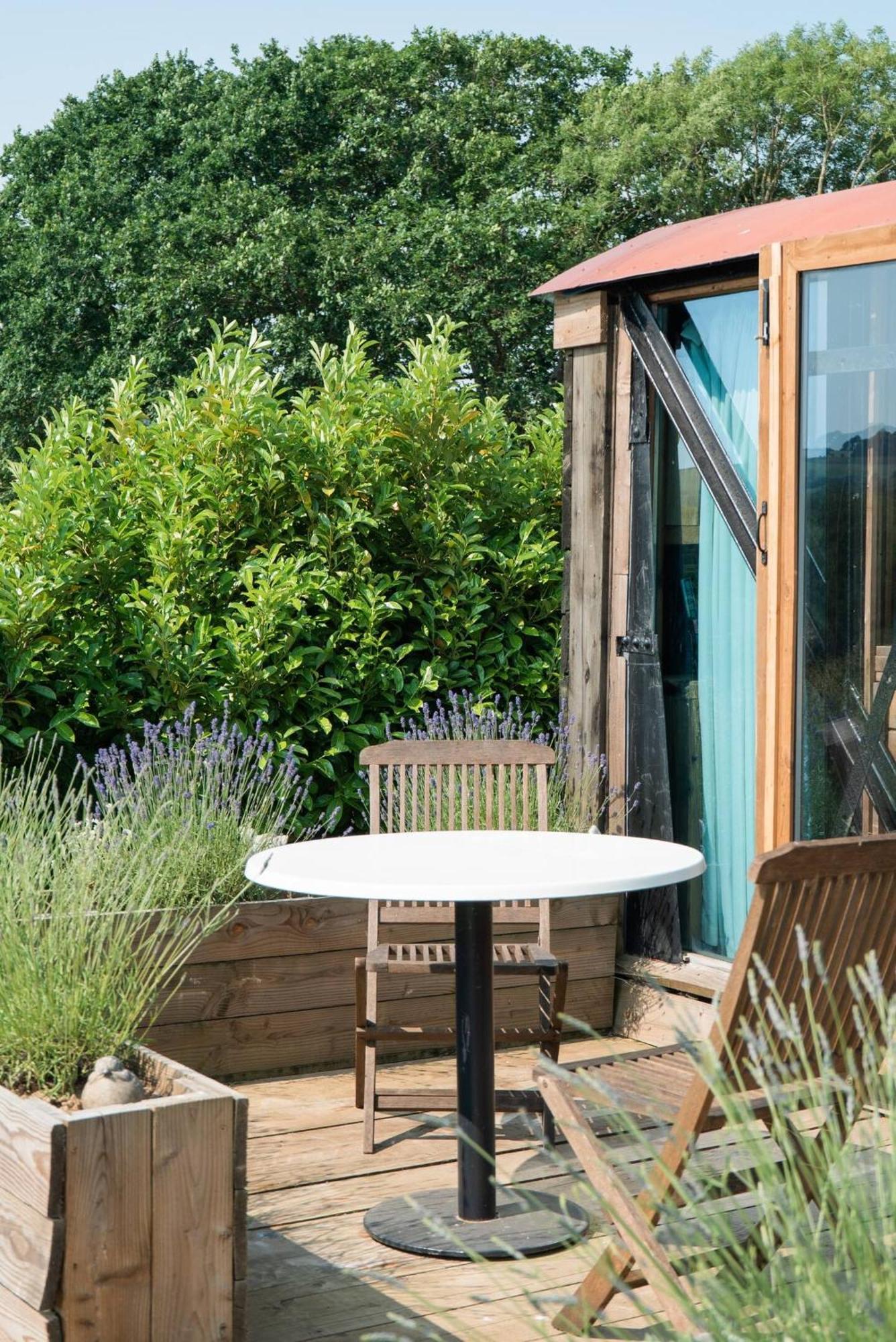 Swallowfield Glamping-Station Master 约维尔 外观 照片