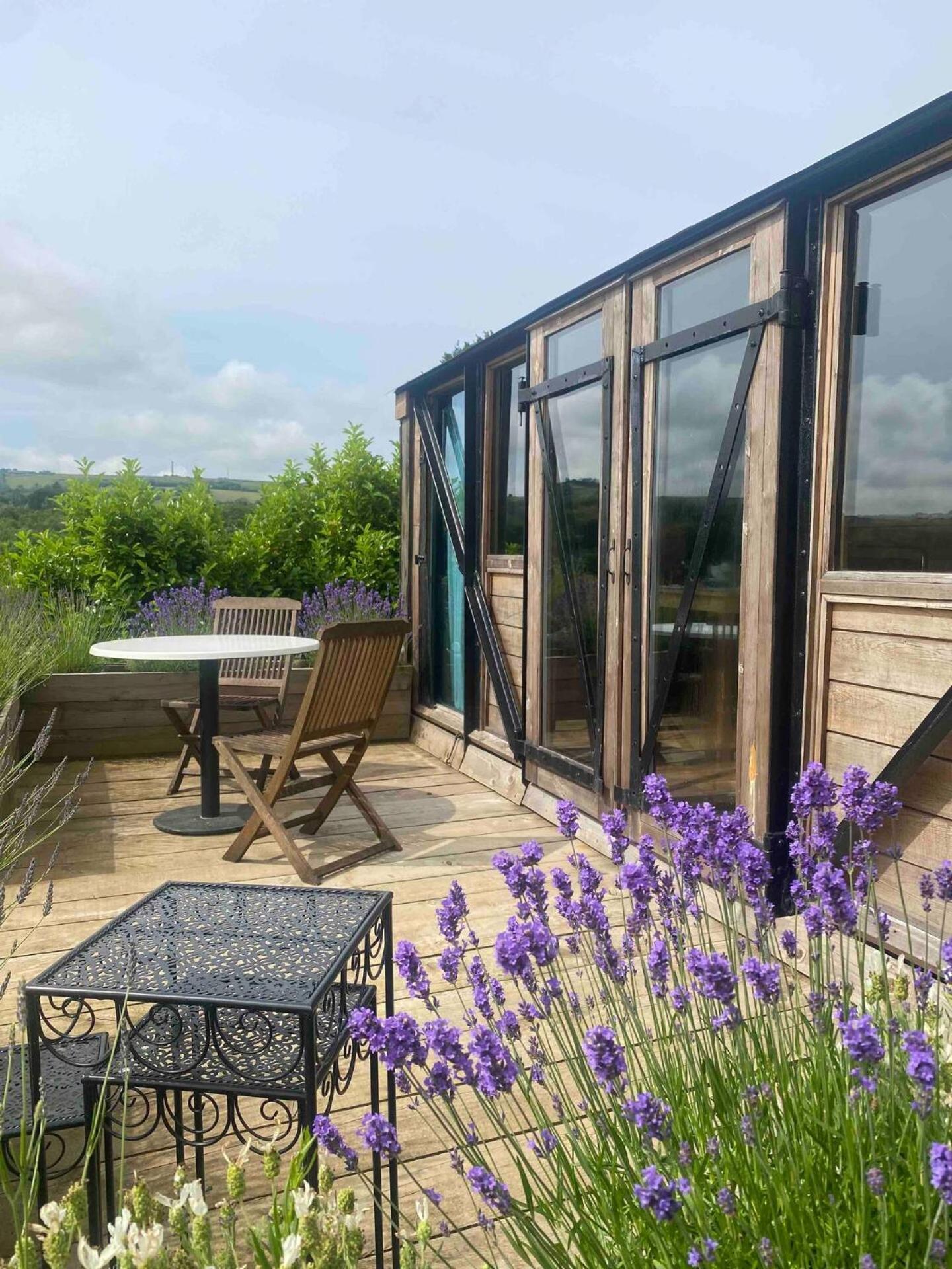 Swallowfield Glamping-Station Master 约维尔 外观 照片
